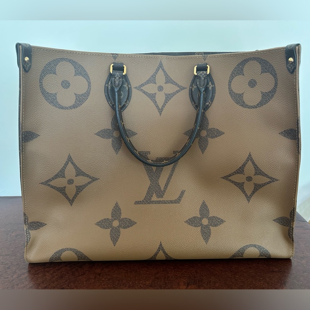 Authentic Louis Vuitton OnTheGo GM